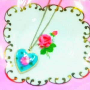 ❇️ Gorgeous Guilloche Vintage Necklace ❇️